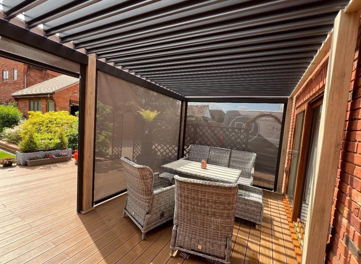 6m x 3m Wood Effect/Grey Aluminium Pergola